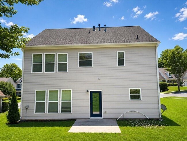 Photo - 2268 White Alder Dr NE