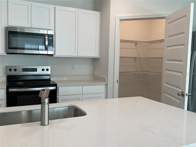 Photo - 3585-3585 RODEN Rd