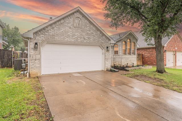 4529 Angelina Way