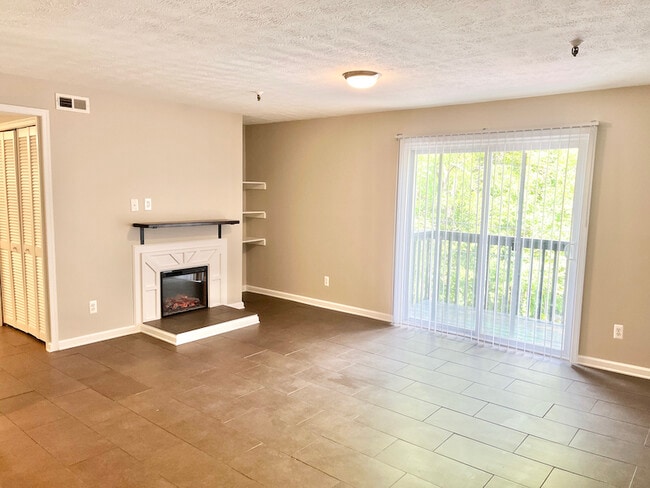 Photo - 1004 Parkvale Ct