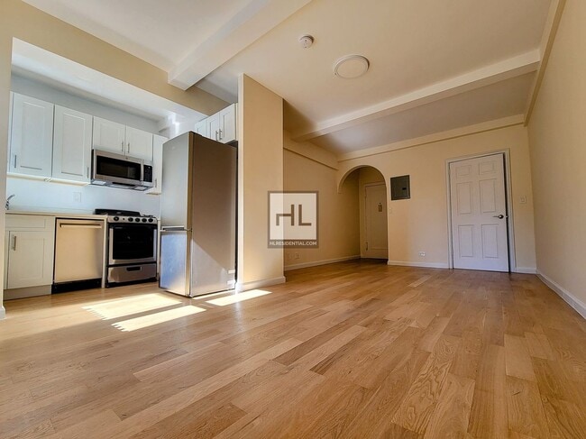 AMSTERDAM AVENUE - AMSTERDAM AVENUE Apartment Unit 16B
