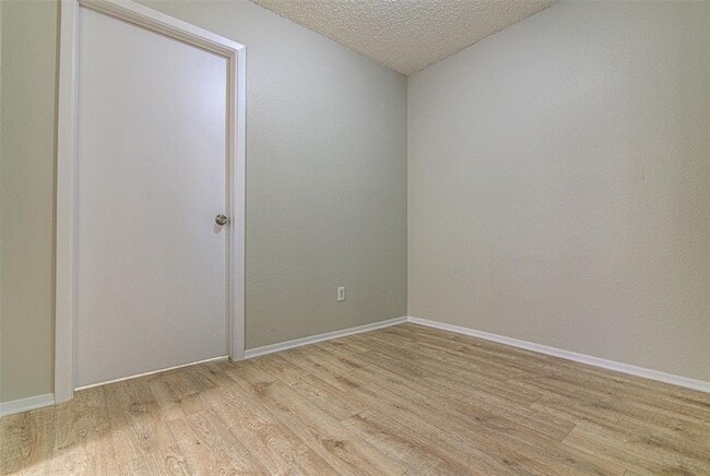12824 Tomanet Trail