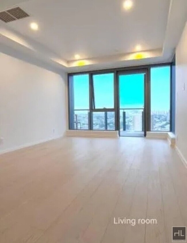 Photo - Cropsey Avenue Unidad 17D