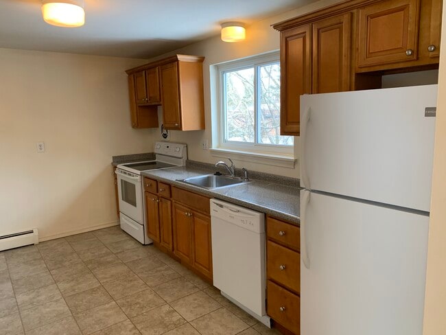 Photo - Lakeview Apartments