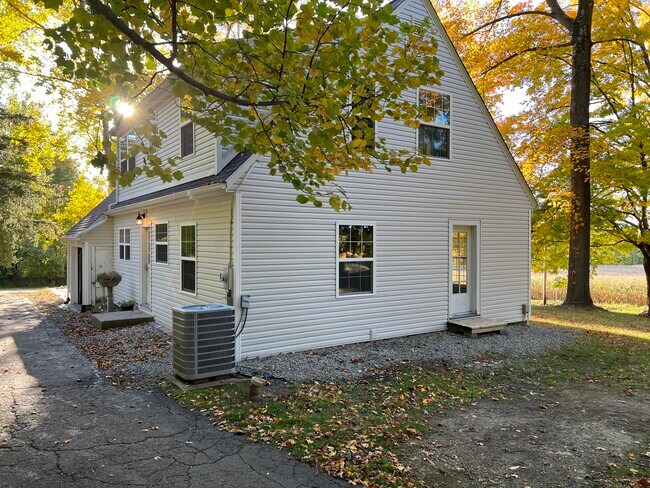 Photo - 16152 Glen Rd