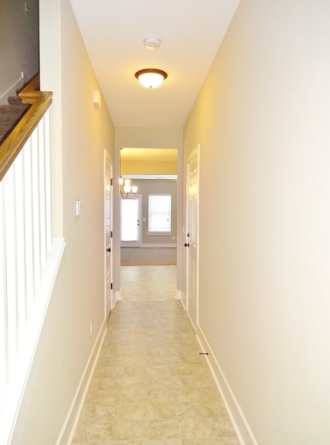 Photo - Spacious Town Home in Gardendale - Available to View Now!!!