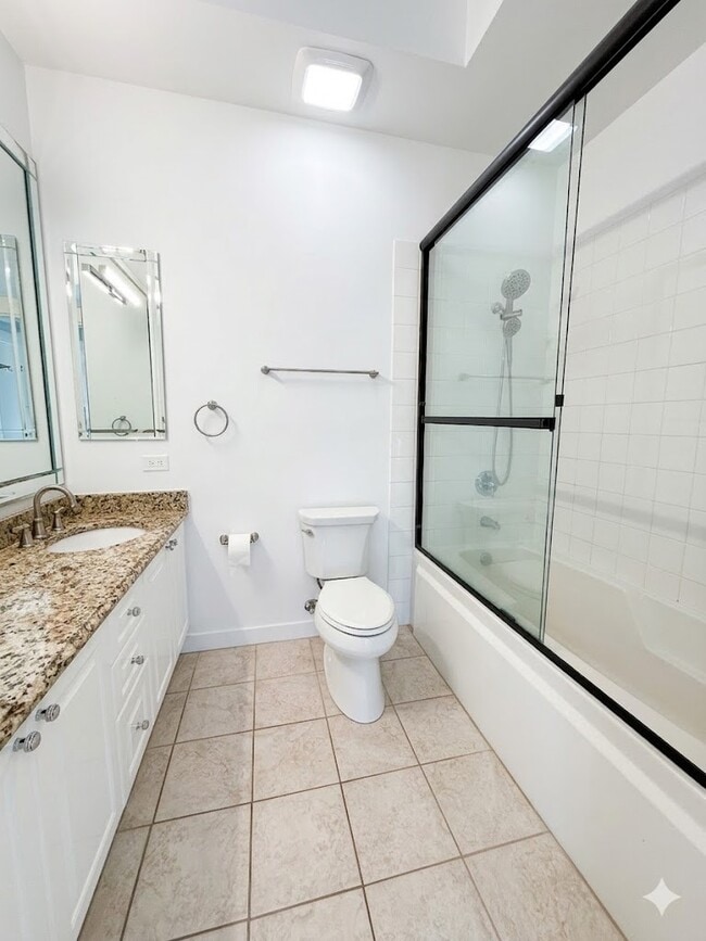 Photo - 949 W Madison St