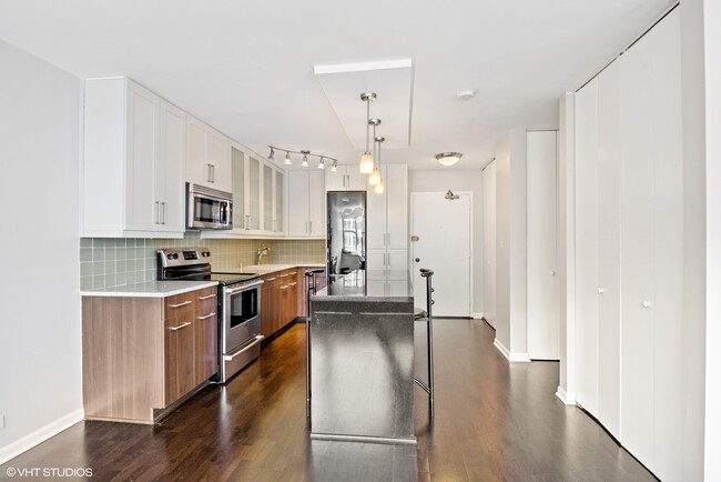 Photo - 4250 N Marine Dr Unit 2625