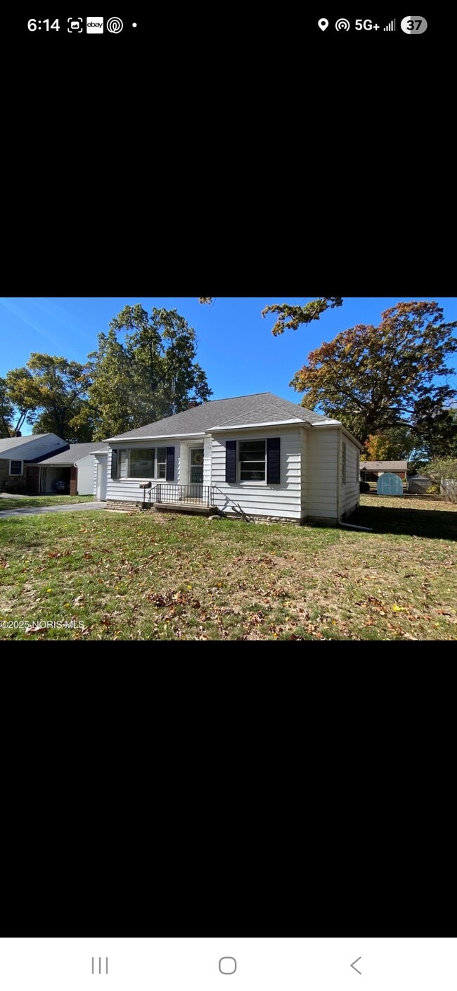 Photo - 3331 Van Fleet Pky