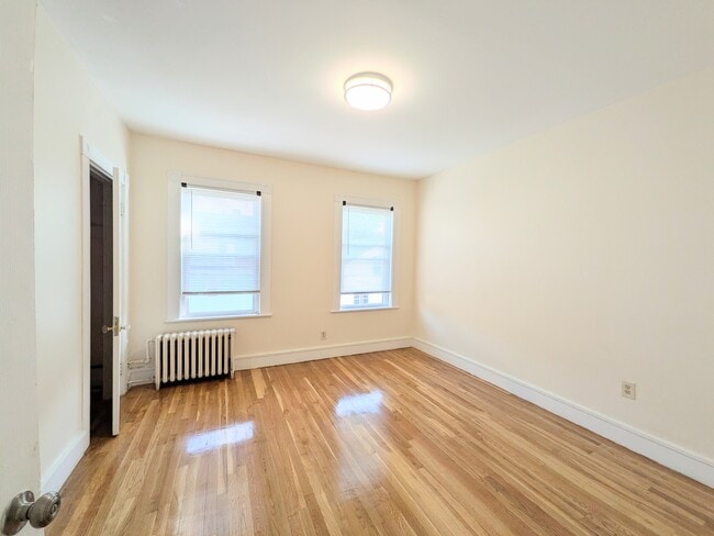 Photo - 110 Murdock St Unit 3