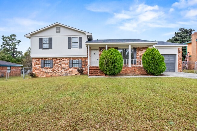 Building Photo - 3709 Kingsgate Dr