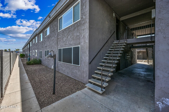 Building Photo - 424 W Brown Rd Unit 226 Rental