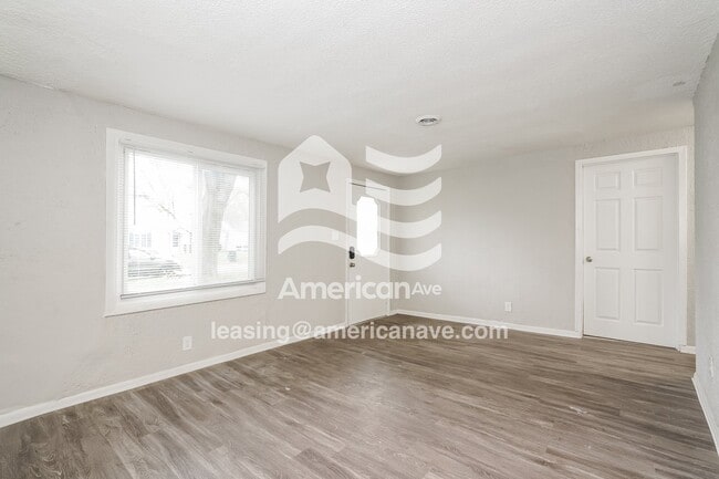 Photo - 1126 Beale St