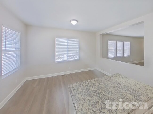 Photo - 2290 St Claire Dr