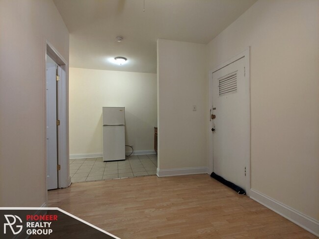 Photo - 4857 N Damen Ave Unidad 4851-103