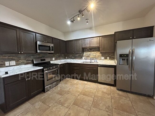 Photo - 2208 E Ranch Dr