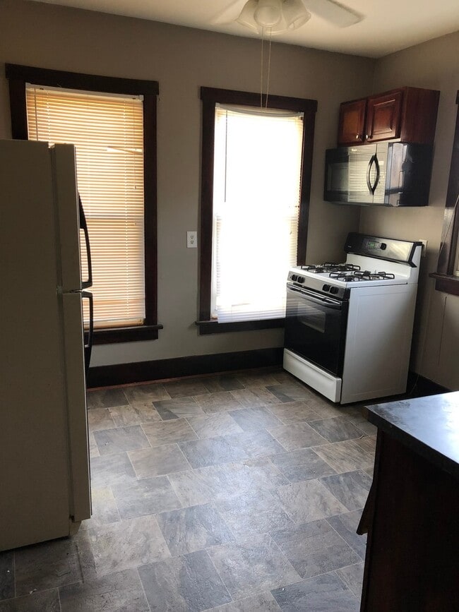 Kennedy Asian Invasion - Kennedy Asian Invasion Apartment Unit 2905 Up