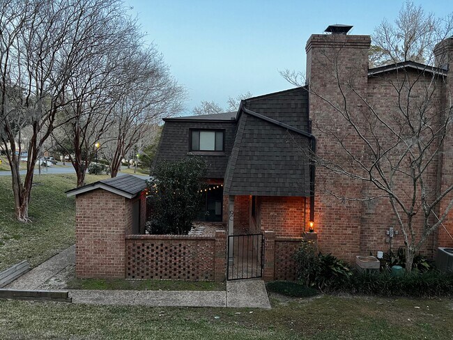 Photo - 3219 Thomasville Rd Unit 19C