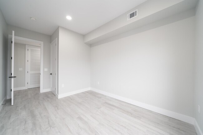 Photo - 187 Culver Ave Unit 509