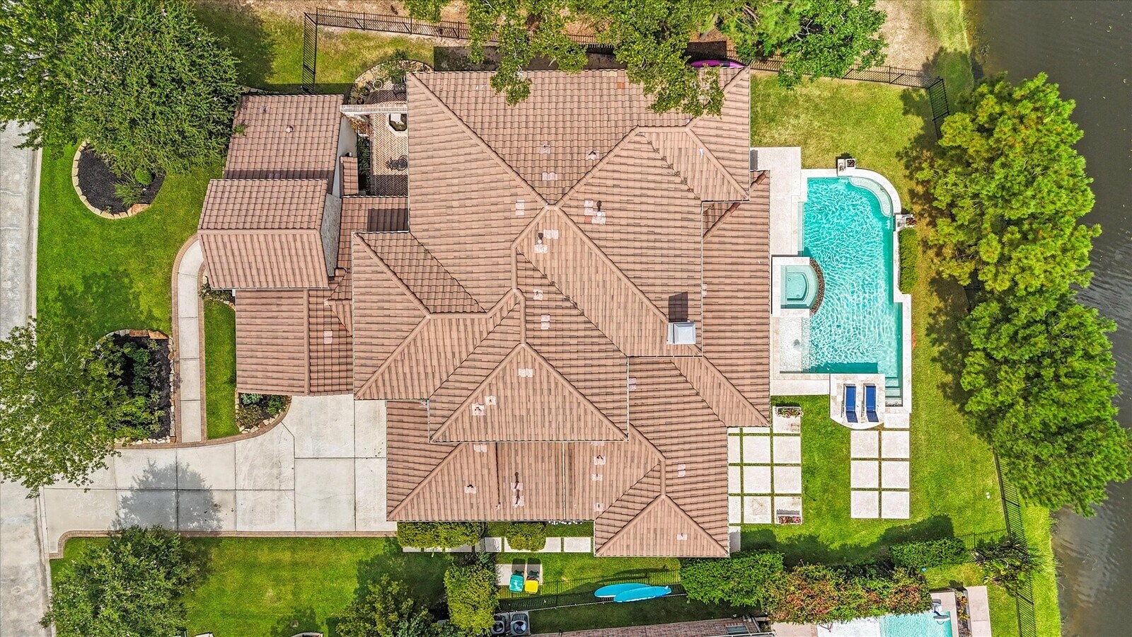 Photo - 19 Paloma Bend Pl