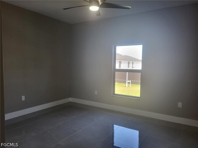 Photo - 341 NW 7th Ave