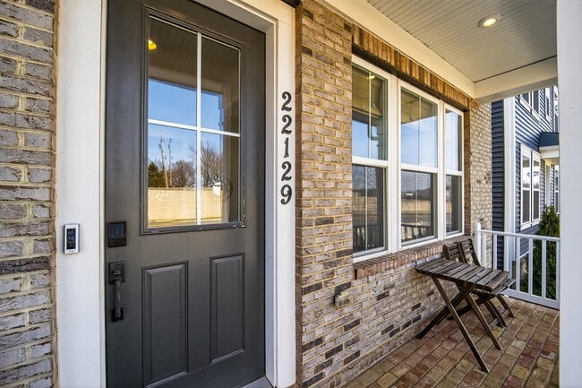 Photo - 22129 Clarksburg Rd