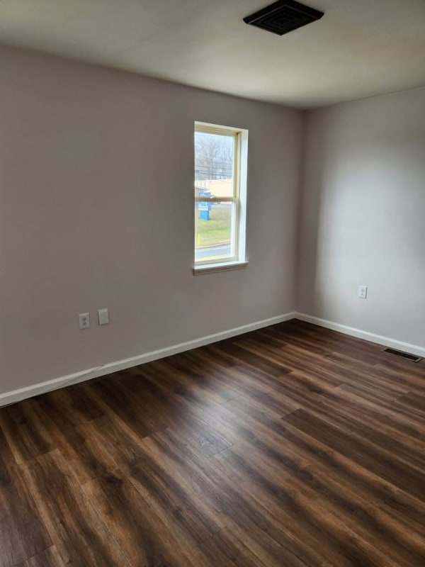 Photo - 716 N Bridge St