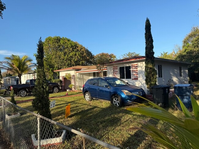 Photo - 14065 NE 16th Ave