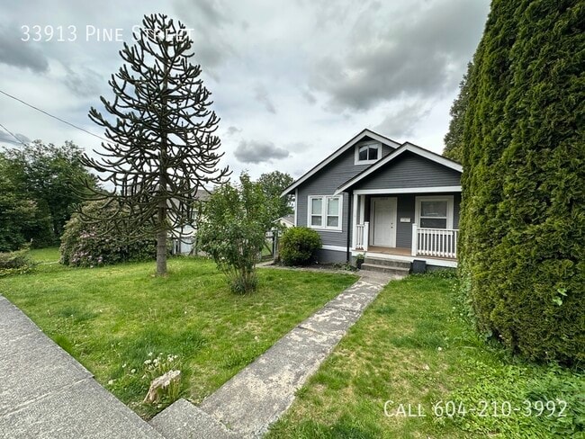 Building Photo - Rustic Charm with Detached Garage
