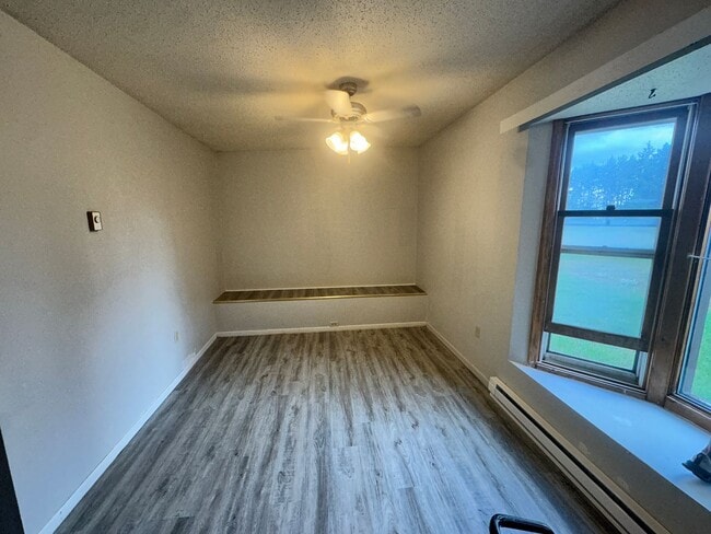Photo - 4945 Jackpine Rd NW Unidad 4945 Jackpne Rd NW-  2