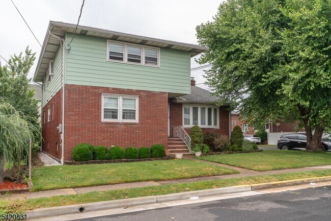 Photo - 300 Mitchell Ave Unidad 2