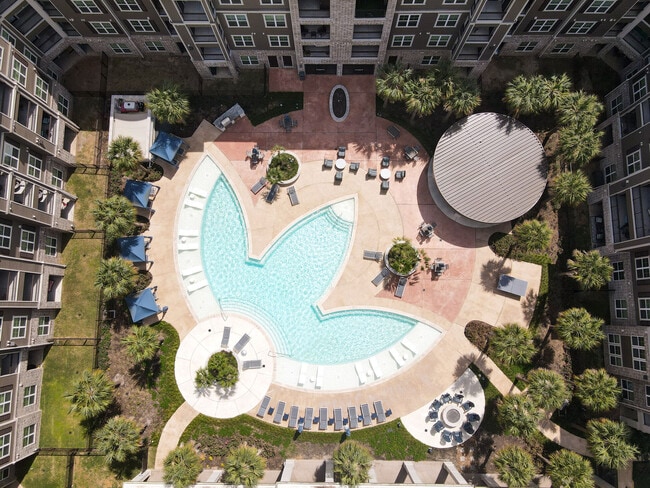 Photo - Orleans at Fannin Station