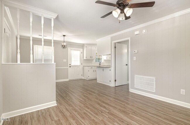 Photo - 409 S Center St