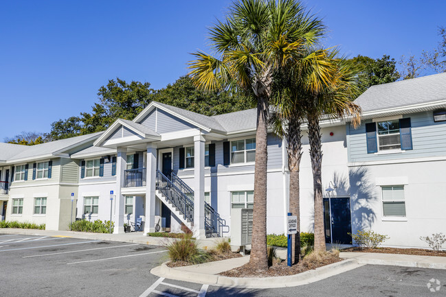 Building Photo - Renaissance Village Rental