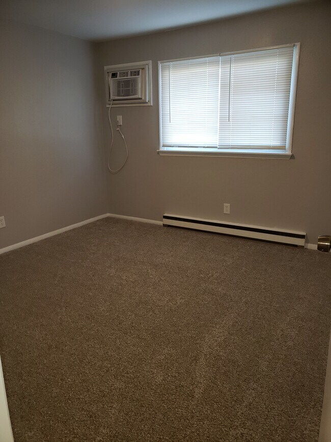 Photo - Parsons Apartments