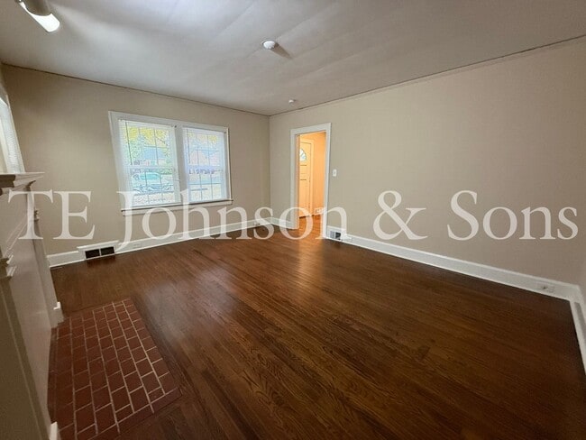 Photo - Charming Home with Character and Modern Co...