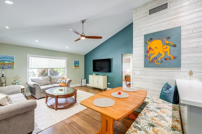 Building Photo - 129 Arctic Ave Unit ID1306923P