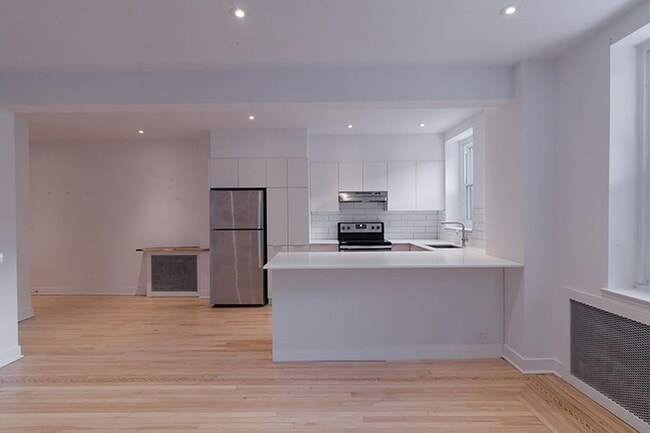 Photo - 2105 Rue Chomedey Unité 5