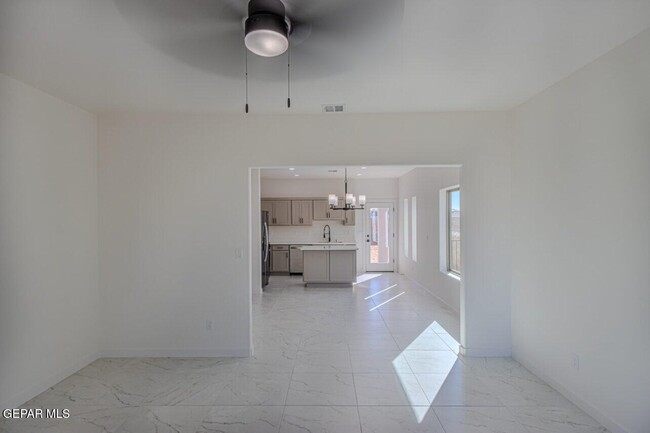 Photo - 500 E San Antonio Ave