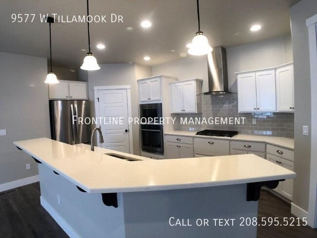 Photo - 9577 W Tillamook Dr