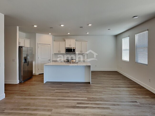 Photo - 9700 Harkes Dr