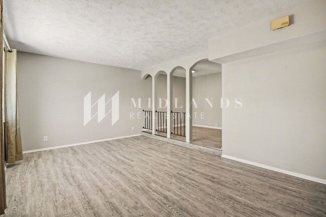 Photo - Bellevue Townhome