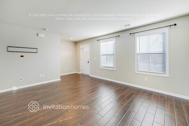 Photo - 226 Nottingham Ln