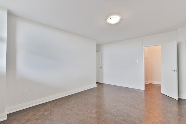 Photo - 185 Shaughnessy Blvd Unité 1504