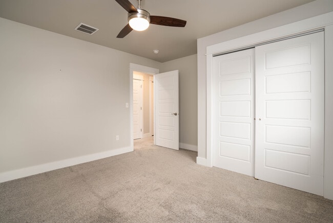 Photo - 1403 Happy Ln Unidad A