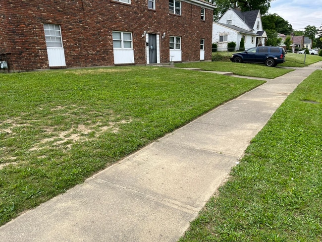Photo - 3531 Otterbein Ave Unidad B