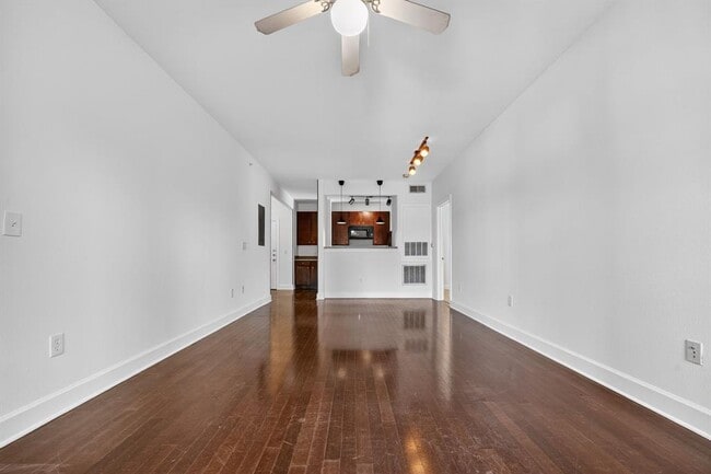 Photo - 1901 Crossing Pl Unit 2201-A