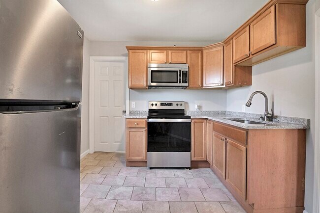 Photo - 34 Kellogg St Unit 2