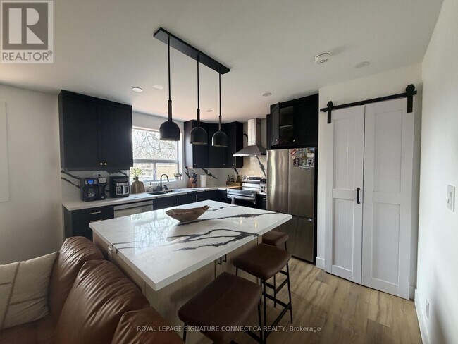 Photo - 1167 Woodbine Ave