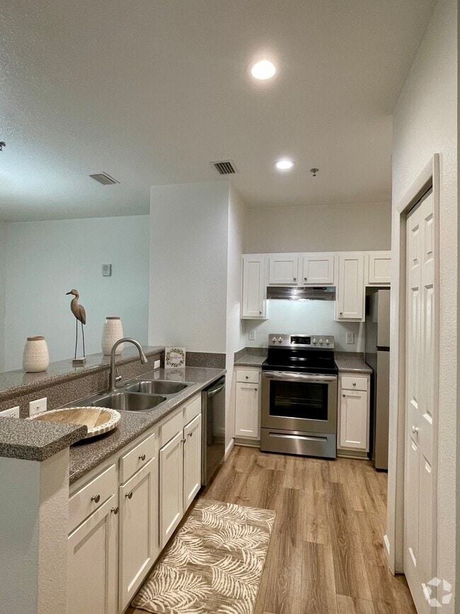 Building Photo - Concord Crossing Rental